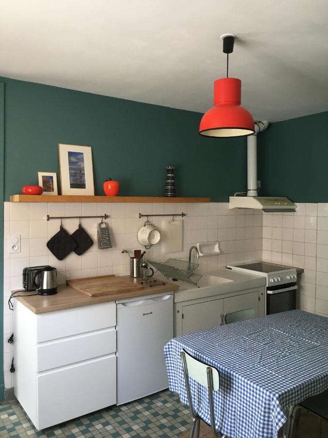 Charmant Appartement Sur Cour, Le Cerisier Bagnères-de-Bigorre Exterior foto